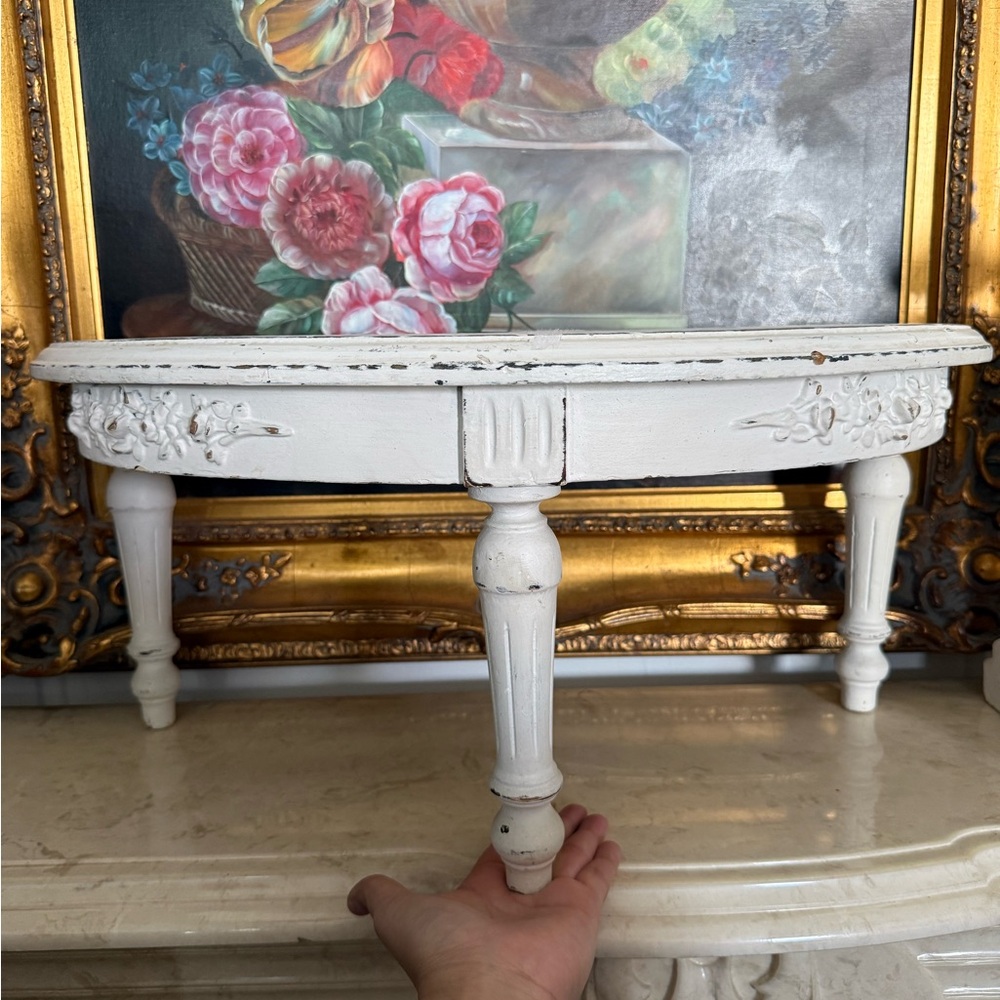 Mini French style stand